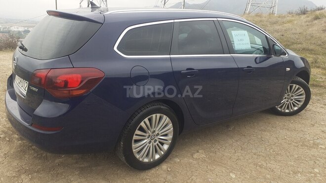 Opel Astra 2011, 153,000 km - 1.4 л - Ağsu