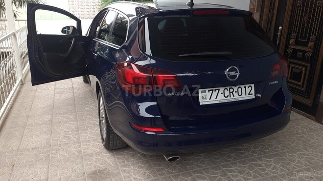Opel Astra 2011, 153,000 km - 1.4 л - Ağsu