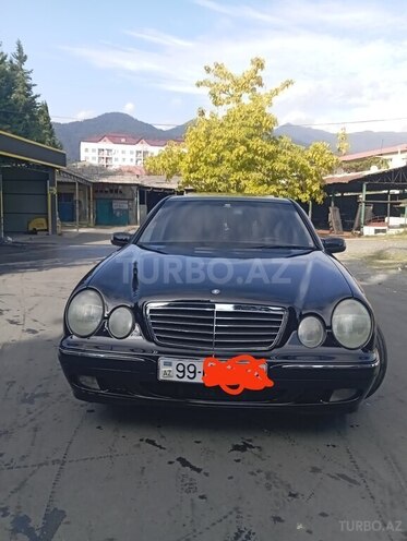 Mercedes E 240 2000, 480,000 km - 2.4 l - Zaqatala