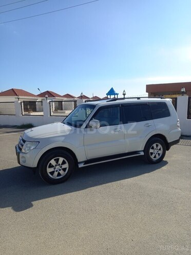 Mitsubishi Pajero 2007, 200,000 km - 3.0 l - Bakı