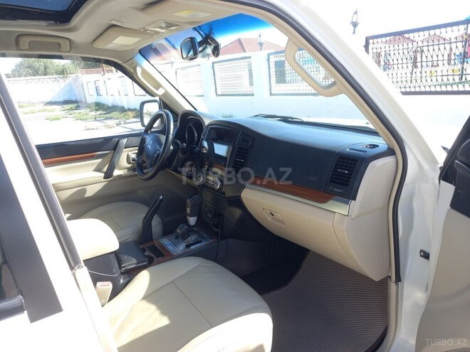 Mitsubishi Pajero 2007, 200,000 km - 3.0 l - Bakı