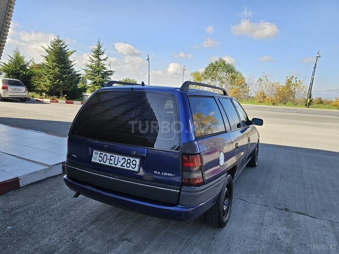 Opel Astra 1996, 265,980 km - 1.8 l - Qəbələ