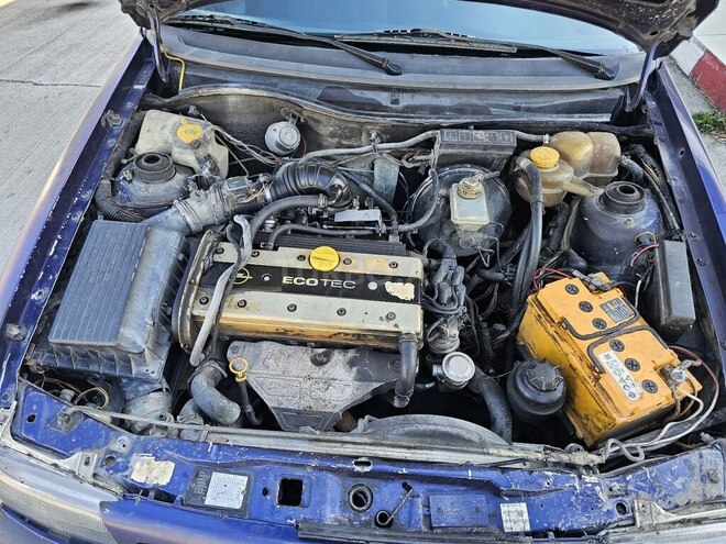Opel Astra 1996, 265,980 km - 1.8 l - Qəbələ