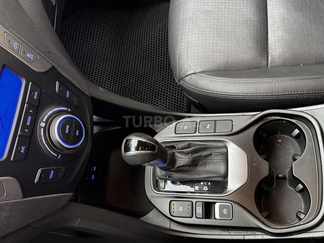 Hyundai Grand Santa Fe 2015, 217,000 km - 2.2 l - Bakı
