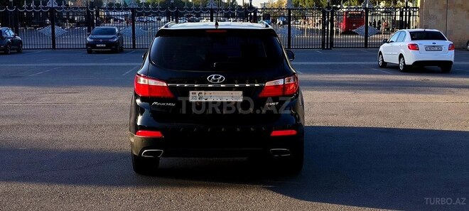 Hyundai Grand Santa Fe 2015, 217,000 km - 2.2 l - Bakı