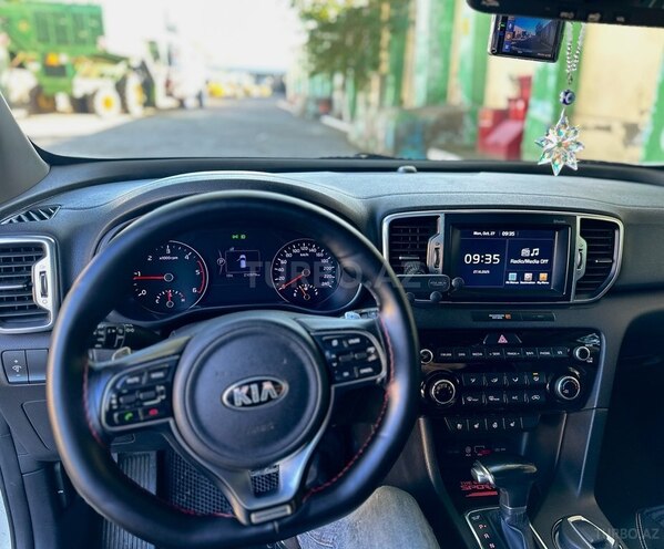 Kia Sportage 2015, 239,000 km - 2.0 л - Gəncə
