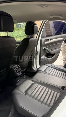 Volkswagen Passat 2018, 111,111 km - 1.8 л - Bakı