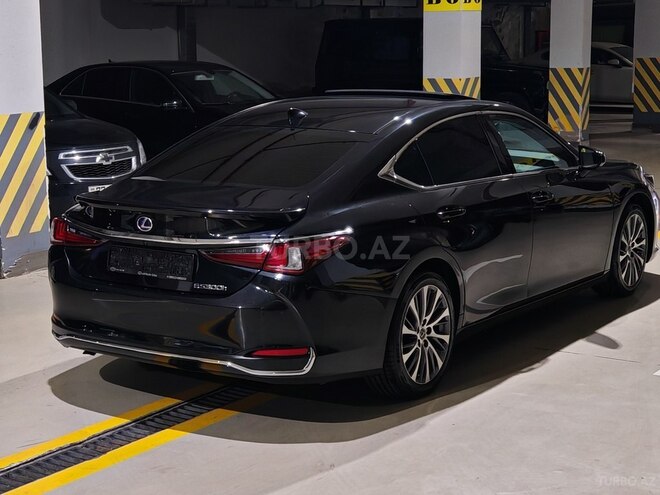 Lexus ES 300h 2021, 88,000 km - 2.5 l - Bakı
