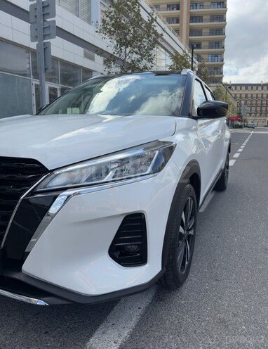Nissan Kicks 2023, 18,300 km - 1.6 л - Bakı