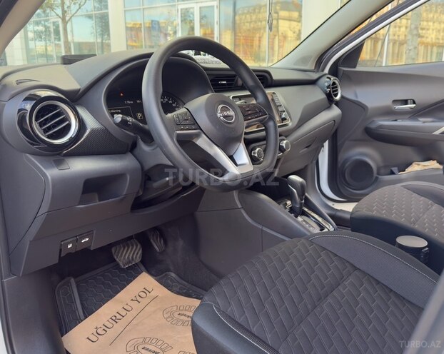 Nissan Kicks 2023, 18,300 km - 1.6 л - Bakı