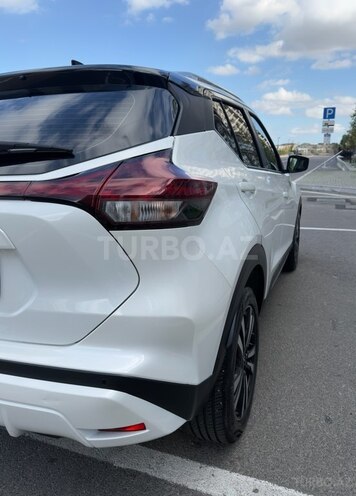 Nissan Kicks 2023, 18,300 km - 1.6 л - Bakı