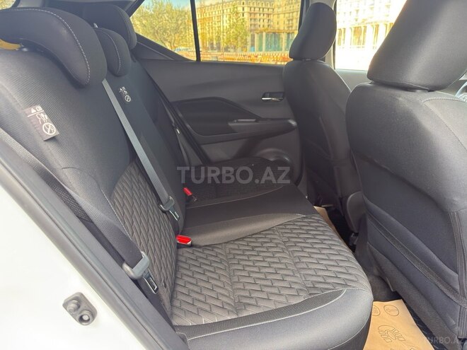 Nissan Kicks 2023, 18,300 km - 1.6 л - Bakı