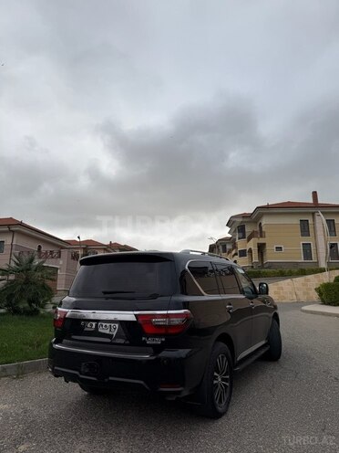 Nissan Patrol 2011, 238,300 km - 5.6 l - Bakı