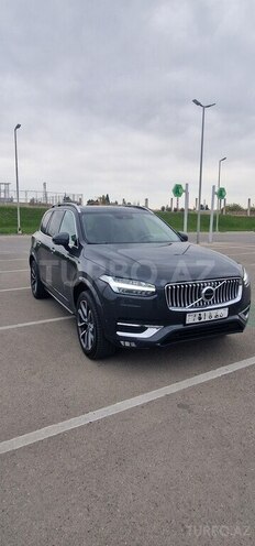 Volvo XC90-2
