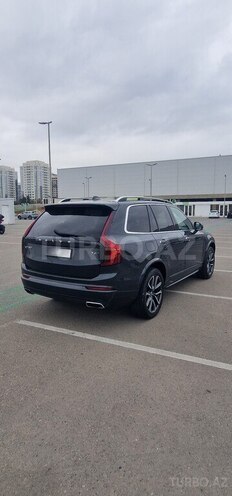 Volvo XC90-6