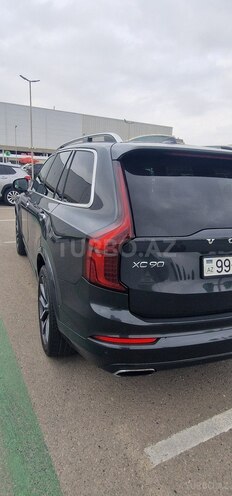 Volvo XC90-8
