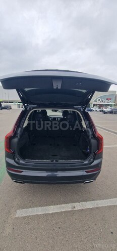 Volvo XC90-9