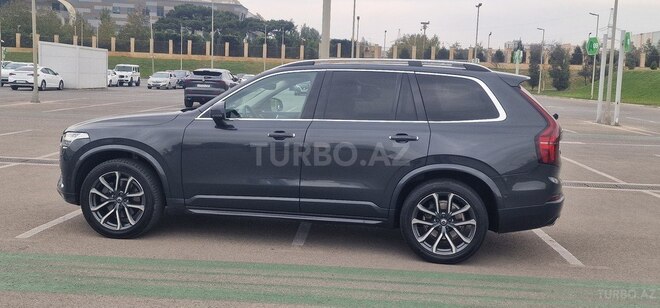 Volvo XC90-4