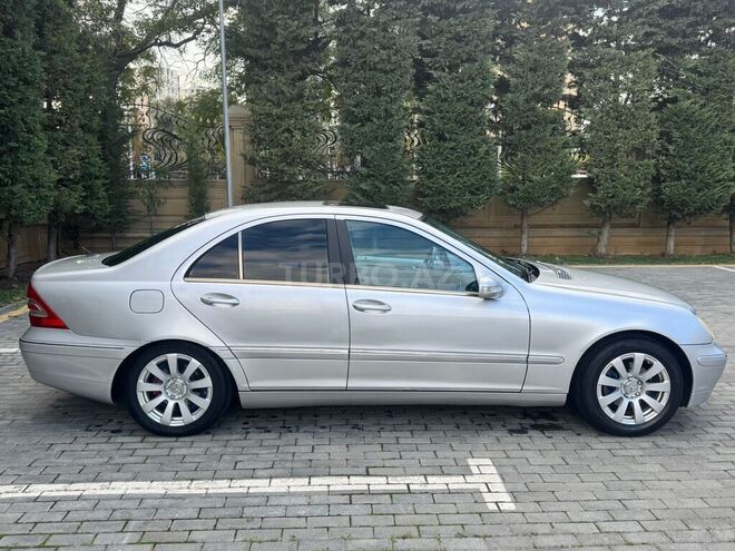 Mercedes C 240 2002, 290,000 km - 2.6 l - Bakı