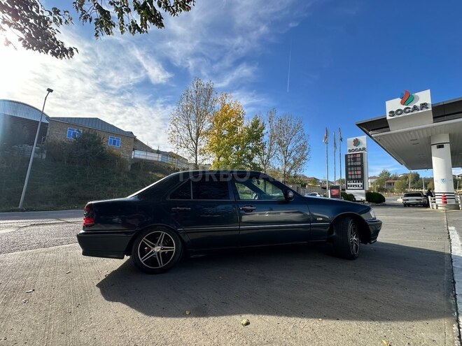 Mercedes C 200 1996, 124,522 km - 2.0 l - Şamaxı