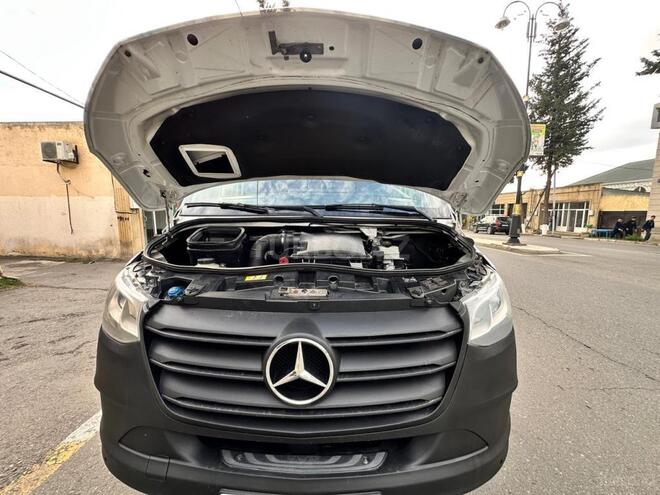 Mercedes Sprinter 516 2019, 202,010 km - 2.2 l - Qazax
