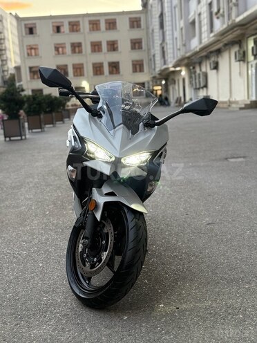Kawasaki  2024, 1,400 km - 0.5 l - Bakı
