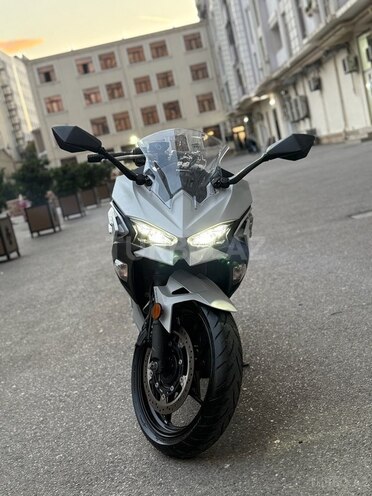 Kawasaki  2024, 1,400 km - 0.5 l - Bakı