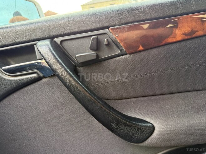 Mercedes C 240 1997, 310,000 km - 2.4 л - Bakı