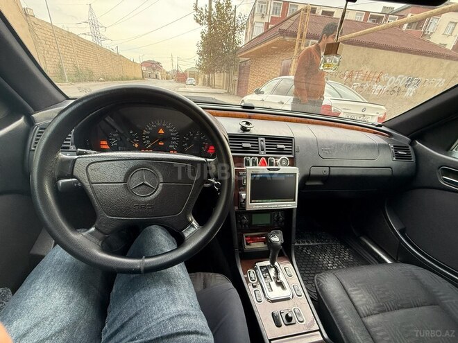 Mercedes C 240 1997, 310,000 km - 2.4 л - Bakı