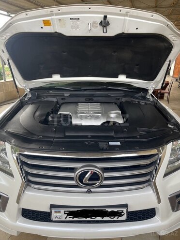 Lexus LX 570 2009, 168,981 km - 5.7 l - Salyan