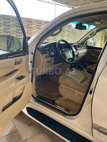 Lexus LX 570 2009, 168,981 km - 5.7 l - Salyan