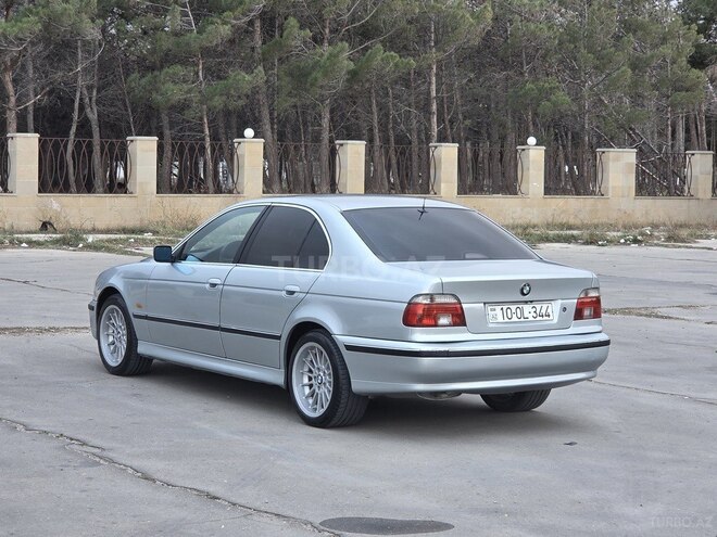 BMW 523 1997, 301,000 km - 2.5 l - Sumqayıt