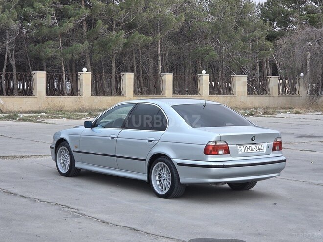 BMW 523 1997, 301,000 km - 2.5 l - Sumqayıt