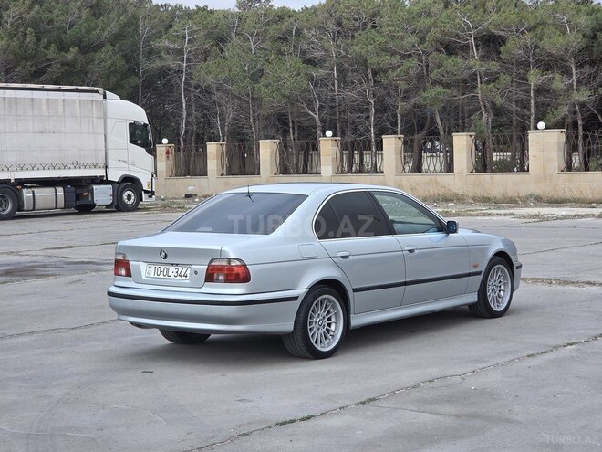 BMW 523 1997, 301,000 km - 2.5 l - Sumqayıt