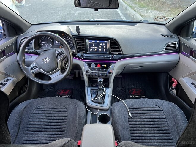 Hyundai Elantra 2017, 276,807 km - 2.0 л - Bakı