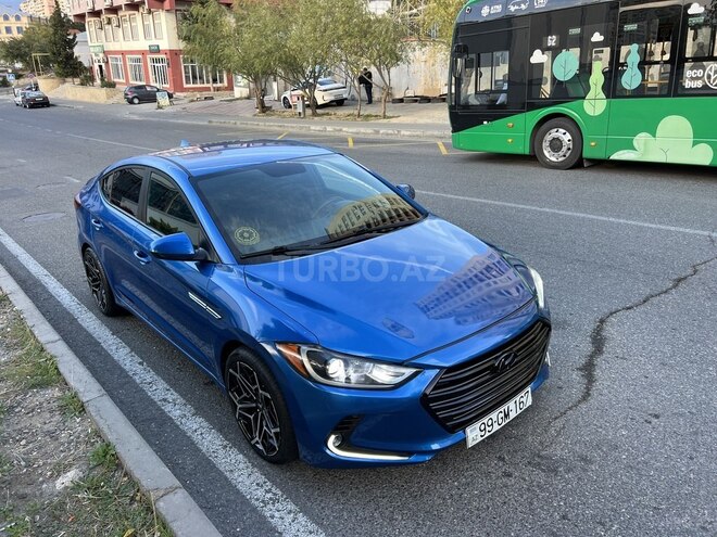 Hyundai Elantra 2017, 276,807 km - 2.0 л - Bakı