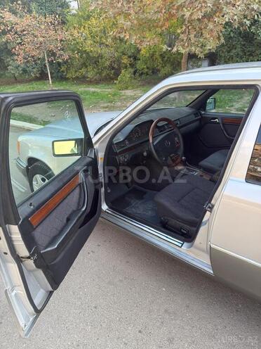 Mercedes 220 E 1994, 365,000 km - 2.2 l - Gəncə