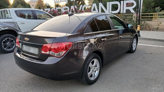 Chevrolet Cruze 2015, 296,000 km - 1.4 l - Goranboy