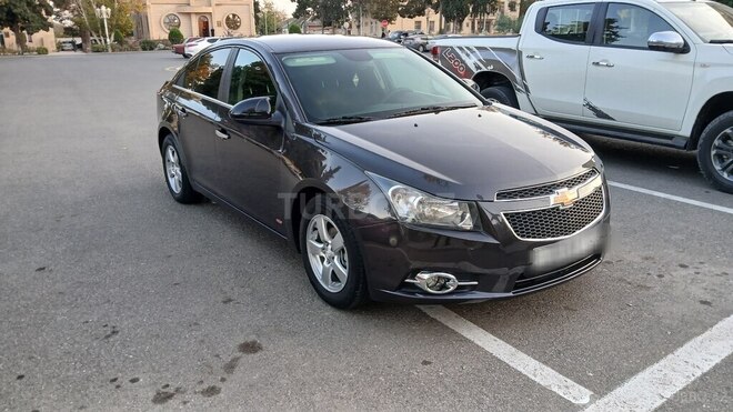 Chevrolet Cruze 2015, 296,000 km - 1.4 l - Goranboy