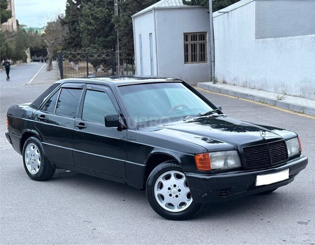 Mercedes 190 1991, 215,470 km - 2.0 л - Bakı