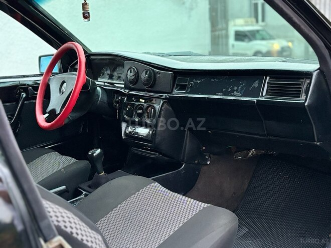 Mercedes 190 1991, 215,470 km - 2.0 л - Bakı