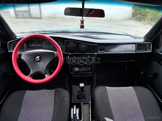 Mercedes 190 1991, 215,470 km - 2.0 л - Bakı