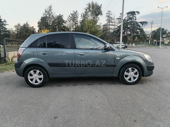 Kia Rio 2008, 371,750 km - 1.5 л - Qazax