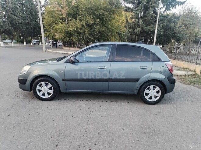Kia Rio 2008, 371,750 km - 1.5 л - Qazax