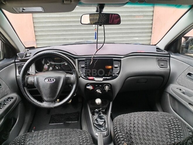 Kia Rio 2008, 371,750 km - 1.5 л - Qazax