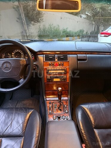 Mercedes E 240 1998, 400,000 km - 2.4 l - Bakı