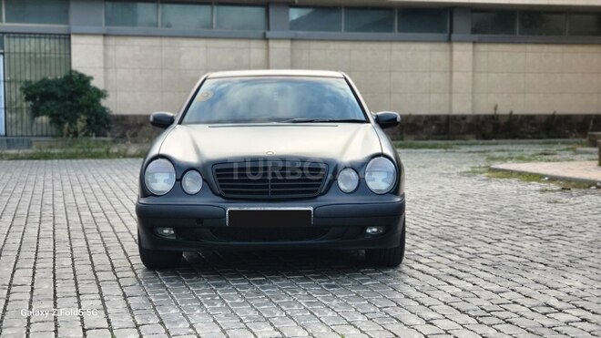 Mercedes E 220 1999, 460,000 km - 2.2 l - Bakı