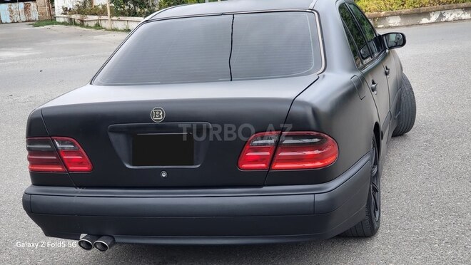 Mercedes E 220 1999, 460,000 km - 2.2 l - Bakı