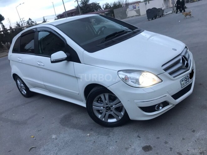 Mercedes B 180 2011, 174,000 km - 1.6 l - Sumqayıt