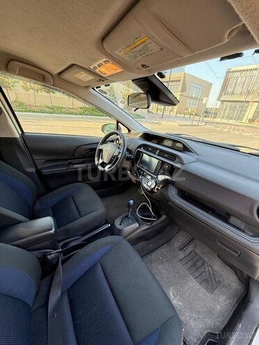 Toyota Aqua 2017, 128,000 km - 1.5 l - Bakı